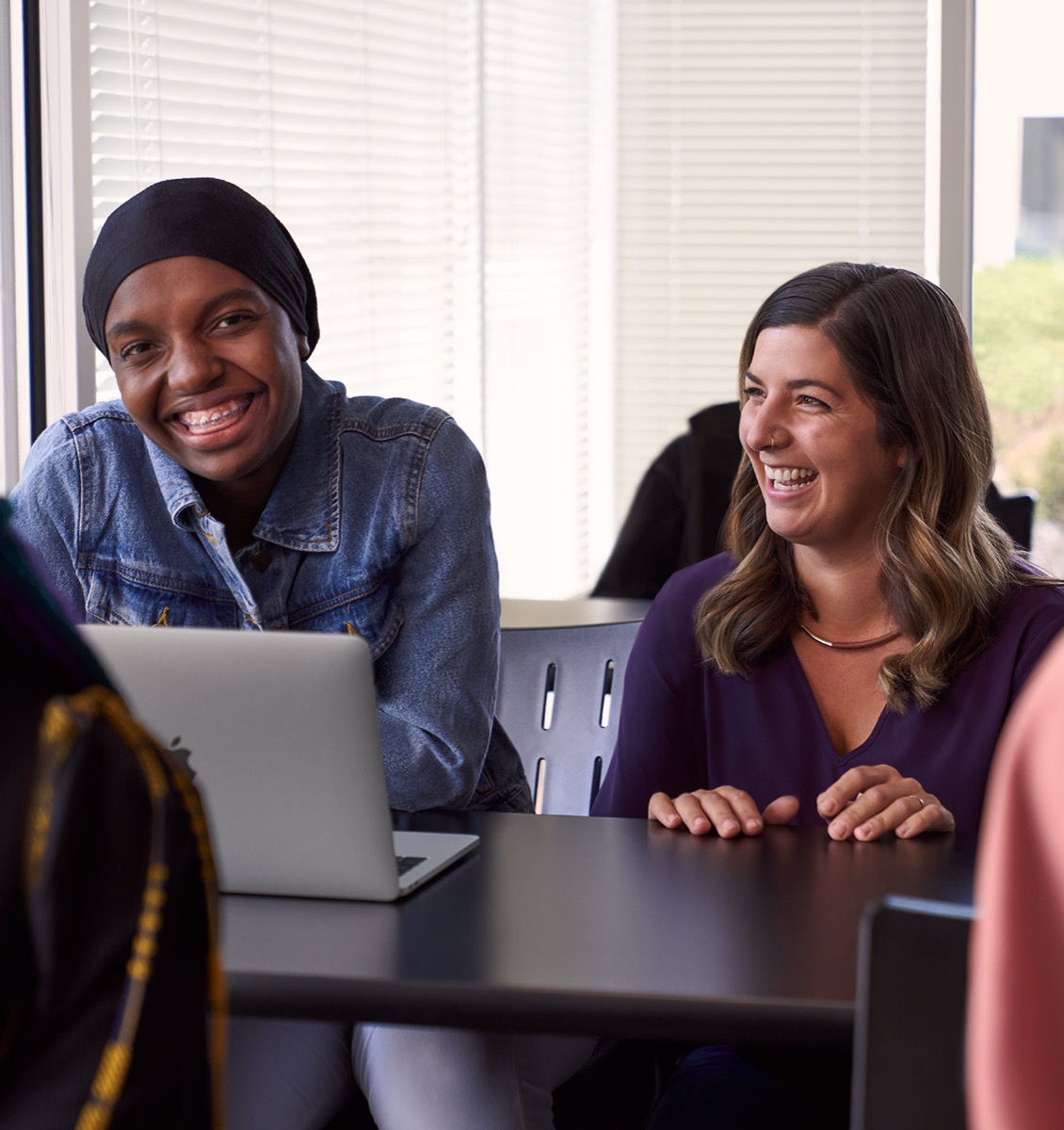 Tutors teaching online with SyntroLearn